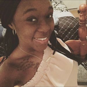 Meet your Posher, Jennell